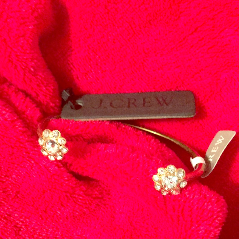 Flower gold bangle
